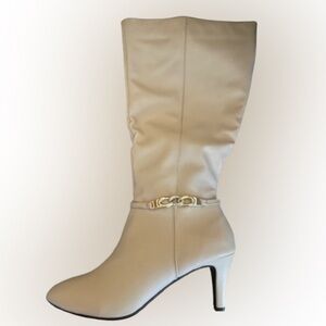 Beautiful, classic and has a great price!​​